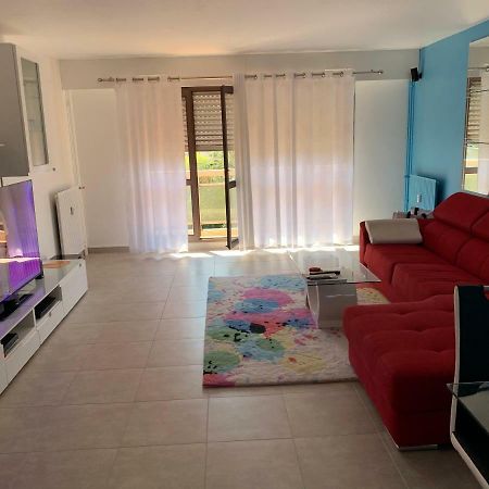 Grand Appartement A Louer Vue Sur Seine Melun Ngoại thất bức ảnh