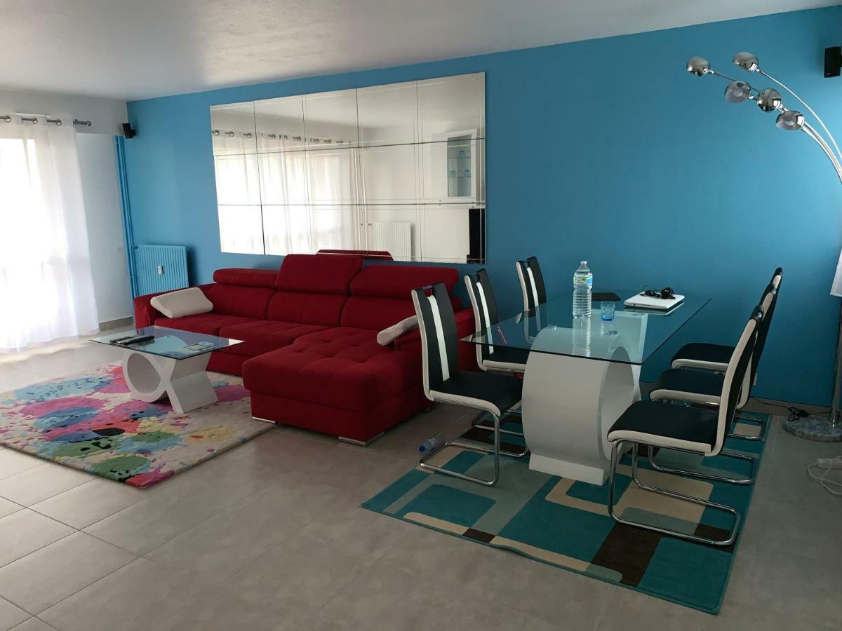 Grand Appartement A Louer Vue Sur Seine Melun Ngoại thất bức ảnh
