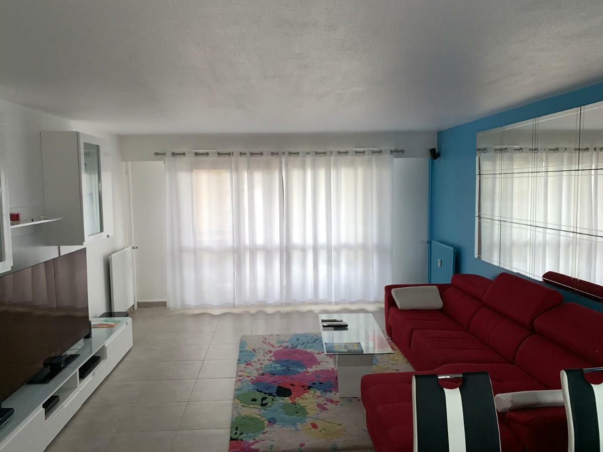 Grand Appartement A Louer Vue Sur Seine Melun Ngoại thất bức ảnh