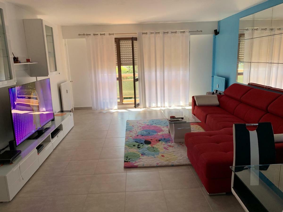 Grand Appartement A Louer Vue Sur Seine Melun Ngoại thất bức ảnh